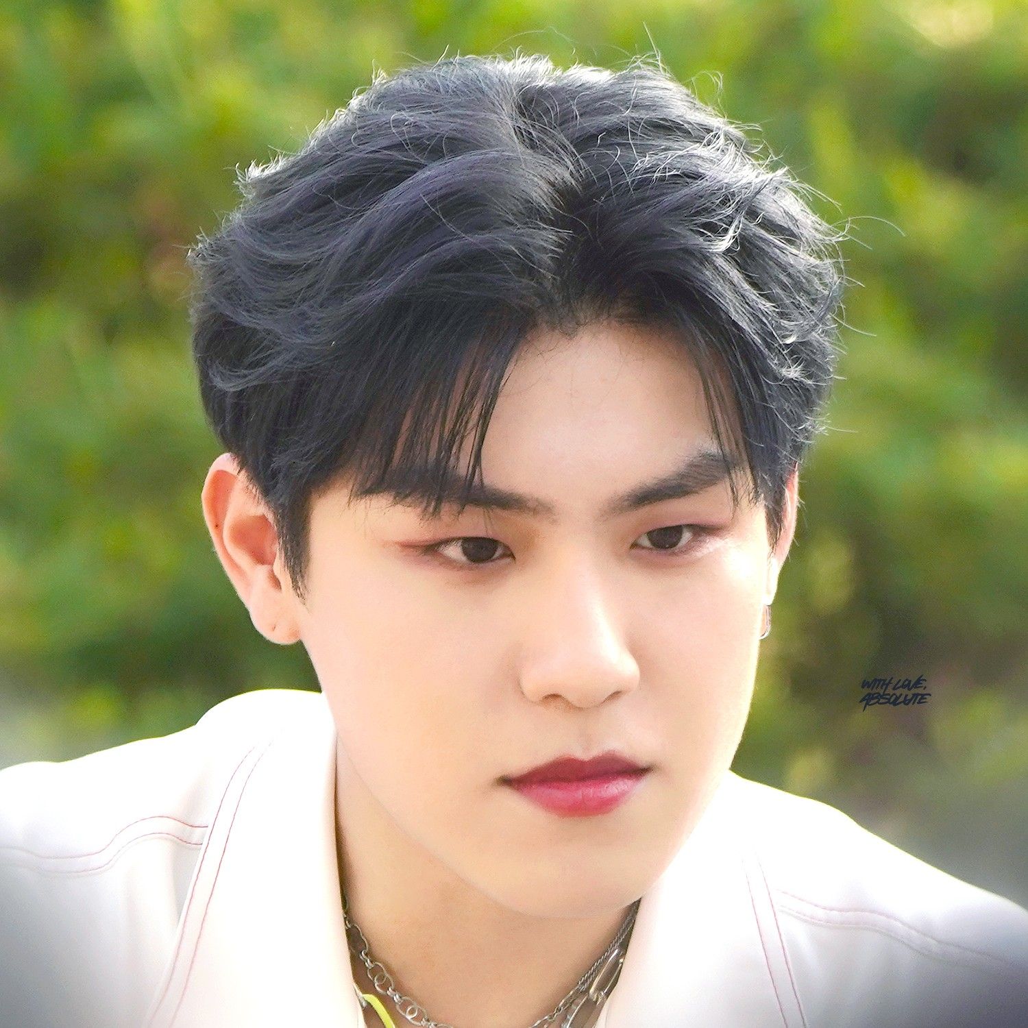 AB6IX ウジン 当選者限定 ポラロイド AB6IX パク・ウジンの 2022年10月29日 に公開された広告写真をご確認
