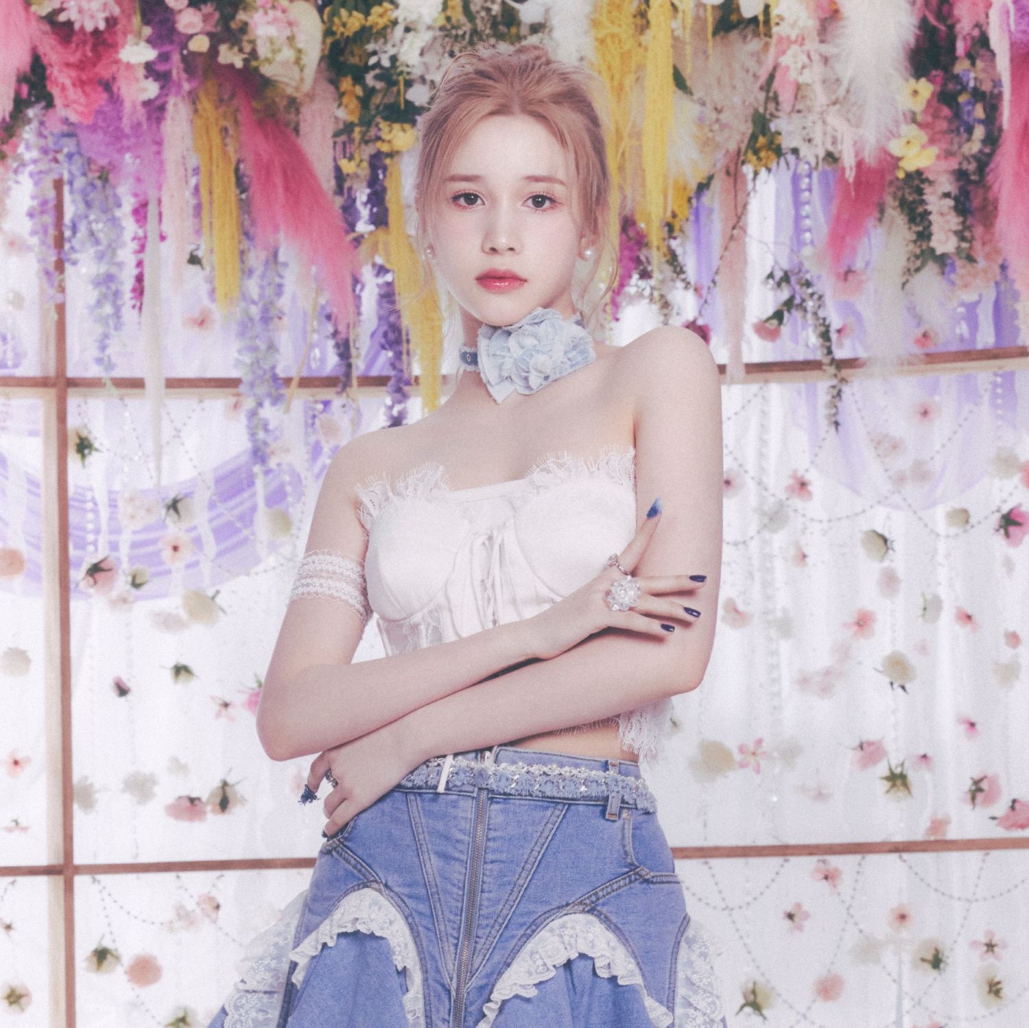 Kep1er ヒュニン・バヒエの 2024年7月27日 に公開された広告写真をご